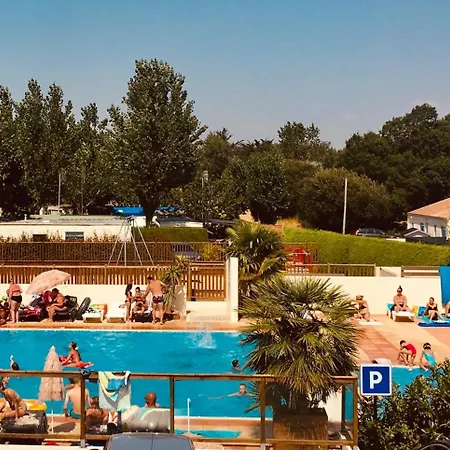 Campsite Le Marais Neuf